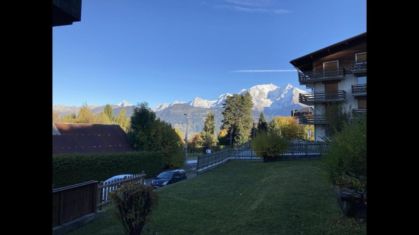 Апартаменты La Marmotte: Vue Mont Blanc, Terrasse, Parking Комблу Экстерьер фото