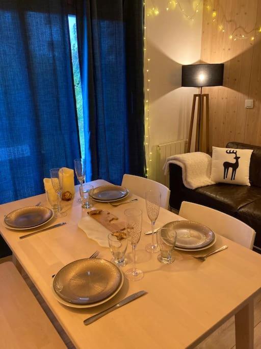 Апартаменты La Marmotte: Vue Mont Blanc, Terrasse, Parking Комблу Экстерьер фото