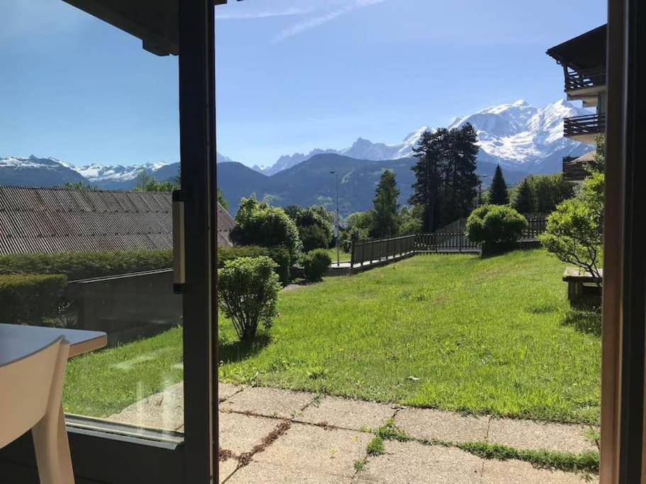 Апартаменты La Marmotte: Vue Mont Blanc, Terrasse, Parking Комблу Экстерьер фото