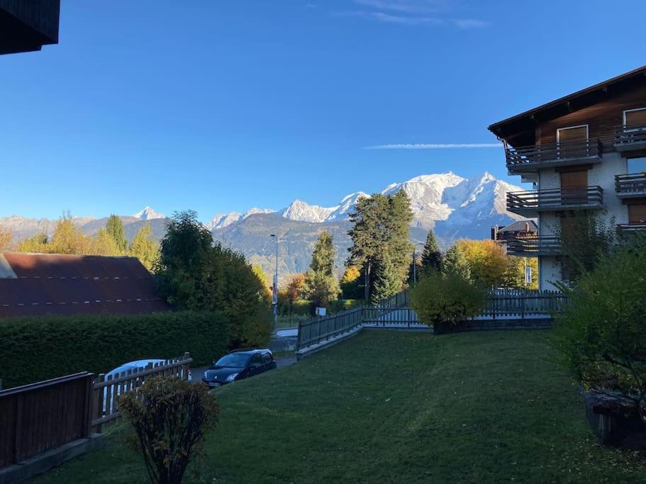 Апартаменты La Marmotte: Vue Mont Blanc, Terrasse, Parking Комблу Экстерьер фото