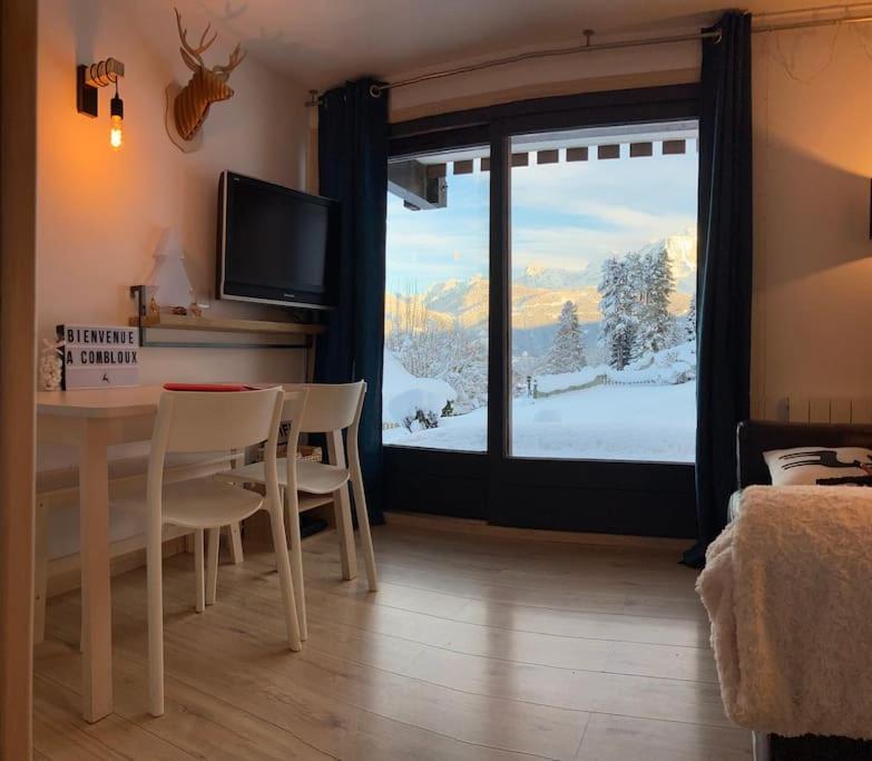 Апартаменты La Marmotte: Vue Mont Blanc, Terrasse, Parking Комблу Экстерьер фото