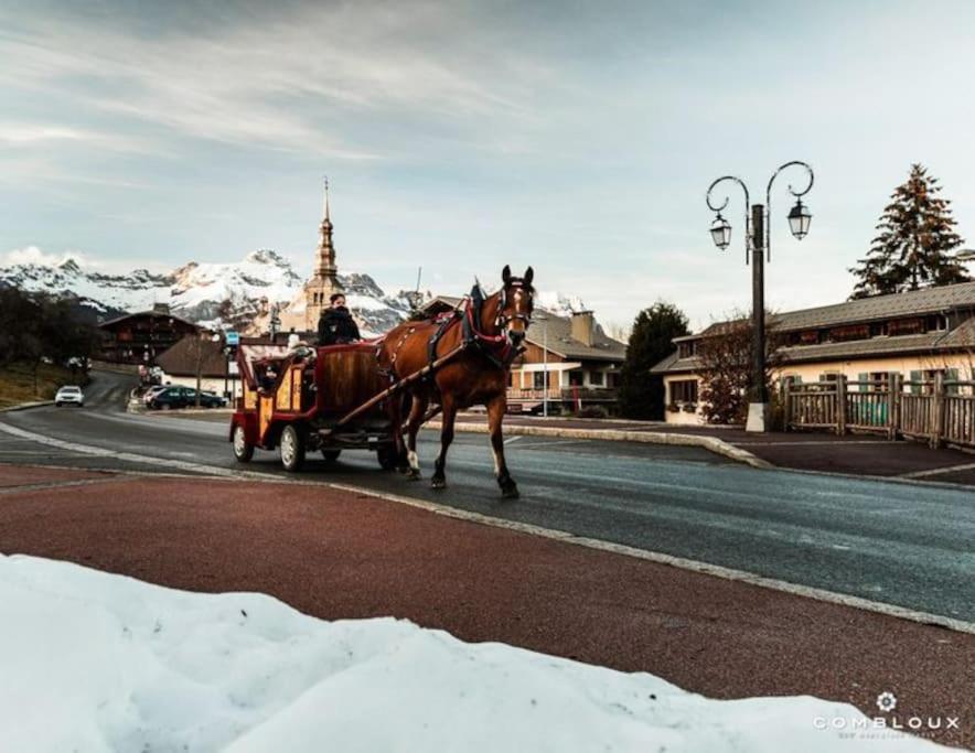 Апартаменты La Marmotte: Vue Mont Blanc, Terrasse, Parking Комблу Экстерьер фото