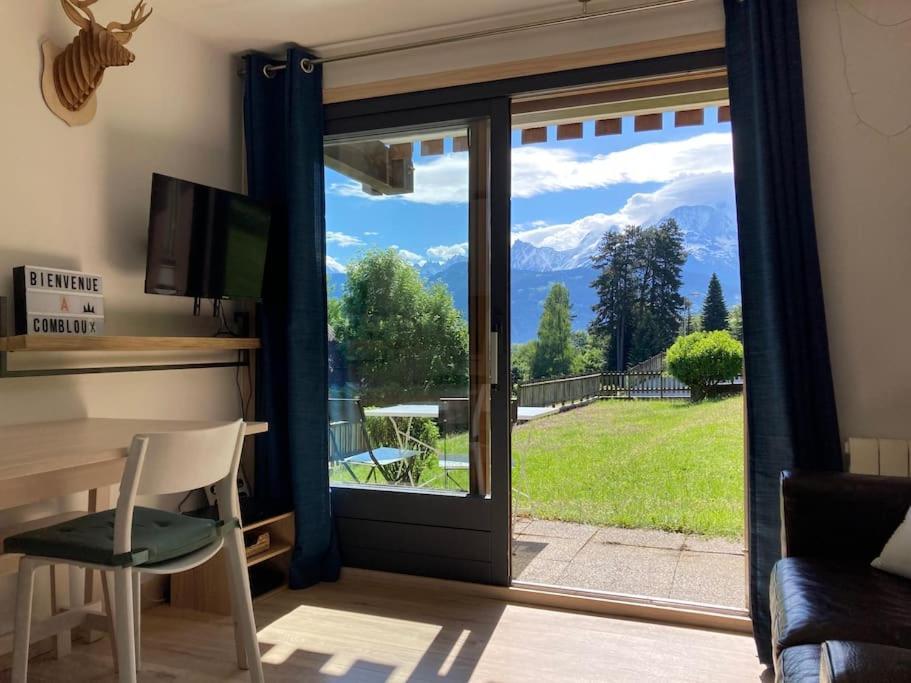 Апартаменты La Marmotte: Vue Mont Blanc, Terrasse, Parking Комблу Экстерьер фото