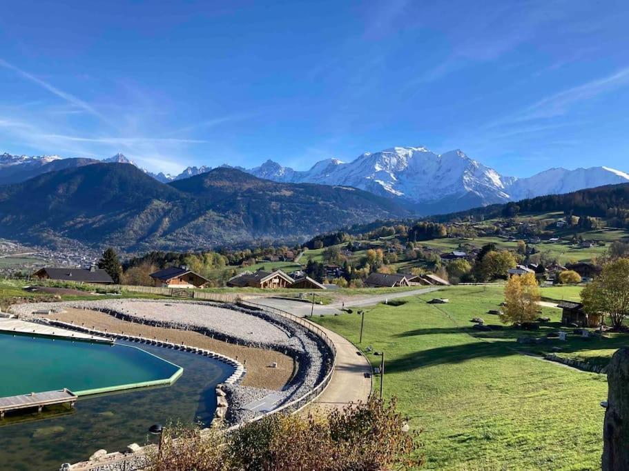 Апартаменты La Marmotte: Vue Mont Blanc, Terrasse, Parking Комблу Экстерьер фото