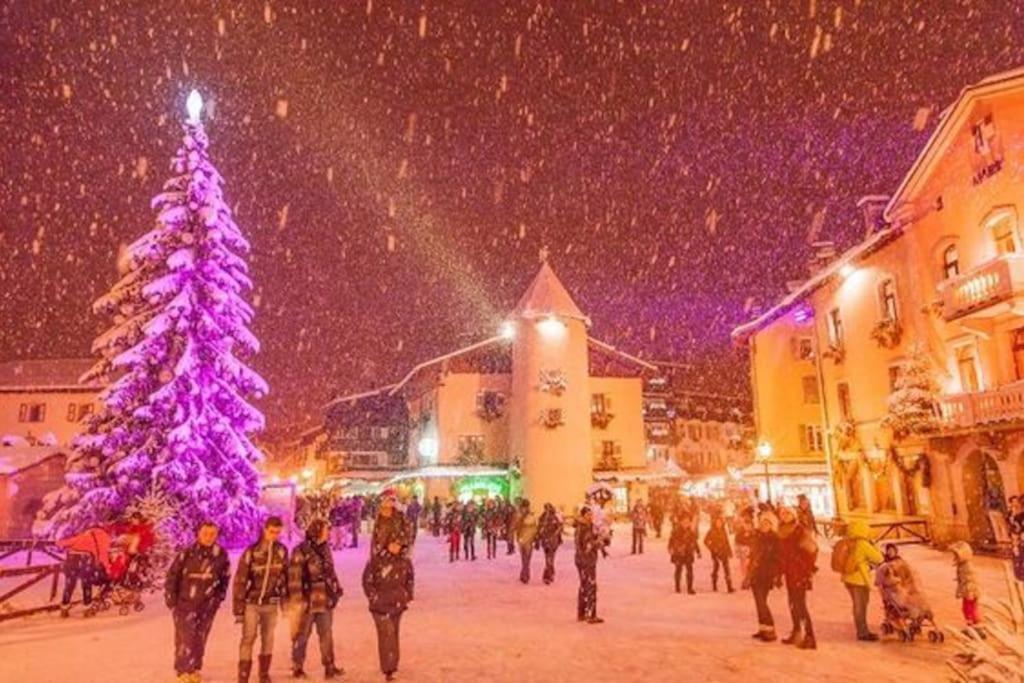 Апартаменты La Marmotte: Vue Mont Blanc, Terrasse, Parking Комблу Экстерьер фото